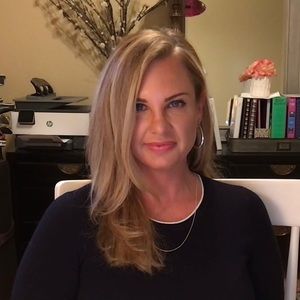 Meet your Posher, Court